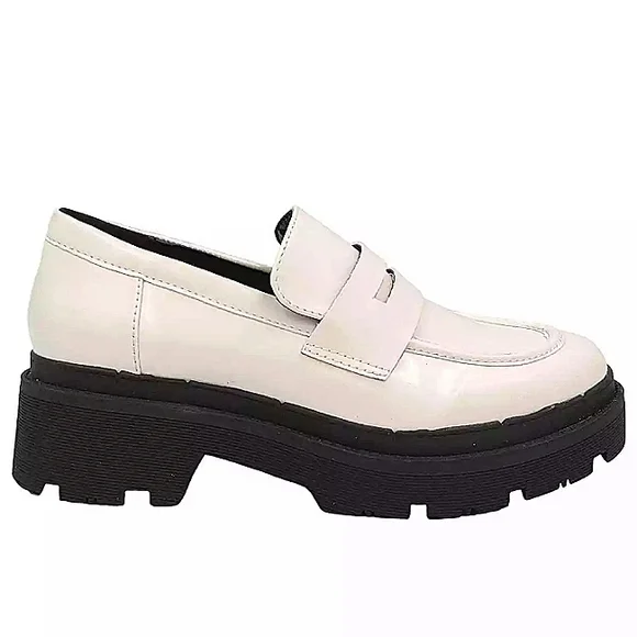 New w/Box Aqua College Saanvi Weatherproof Vegan Lug Sole Penny Loafer Size 8 - Picture 3 of 9